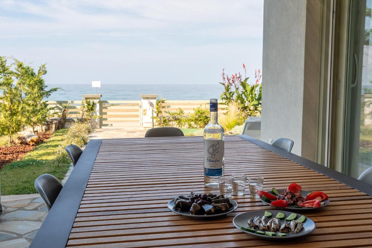 Sea And Sun Luxury Pools' Villas Chorefton Bagian luar foto