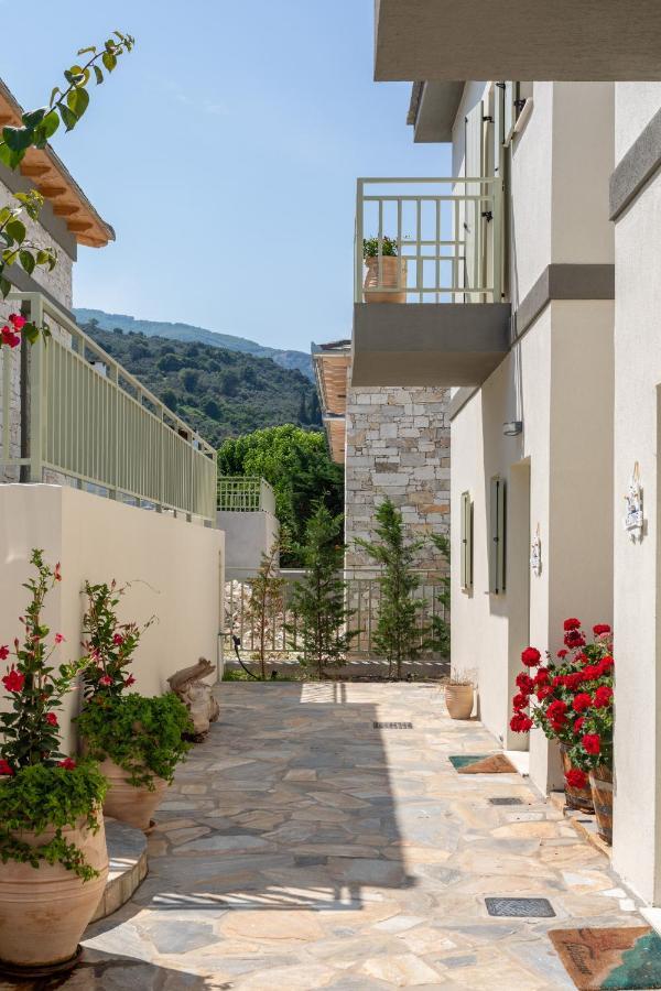 Sea And Sun Luxury Pools' Villas Chorefton Bagian luar foto