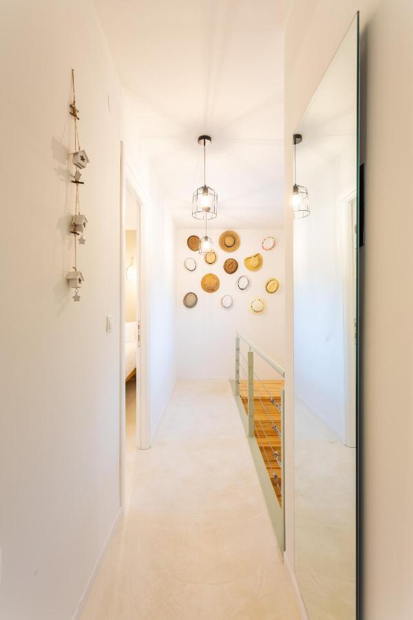 Sea And Sun Luxury Pools' Villas Chorefton Bagian luar foto
