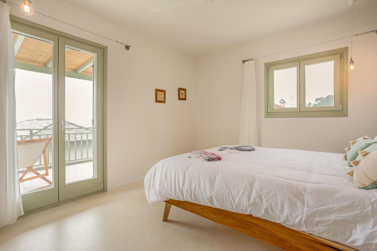 Sea And Sun Luxury Pools' Villas Chorefton Bagian luar foto