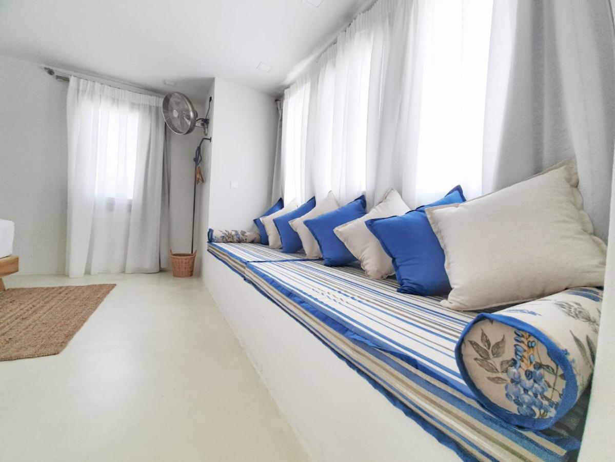 Sea And Sun Luxury Pools' Villas Chorefton Bagian luar foto