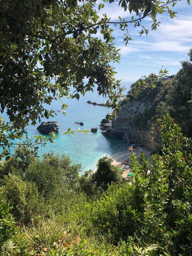 Sea And Sun Luxury Pools' Villas Chorefton Bagian luar foto
