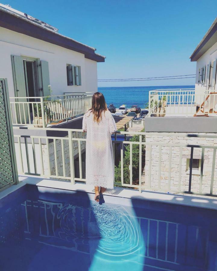 Sea And Sun Luxury Pools' Villas Chorefton Bagian luar foto
